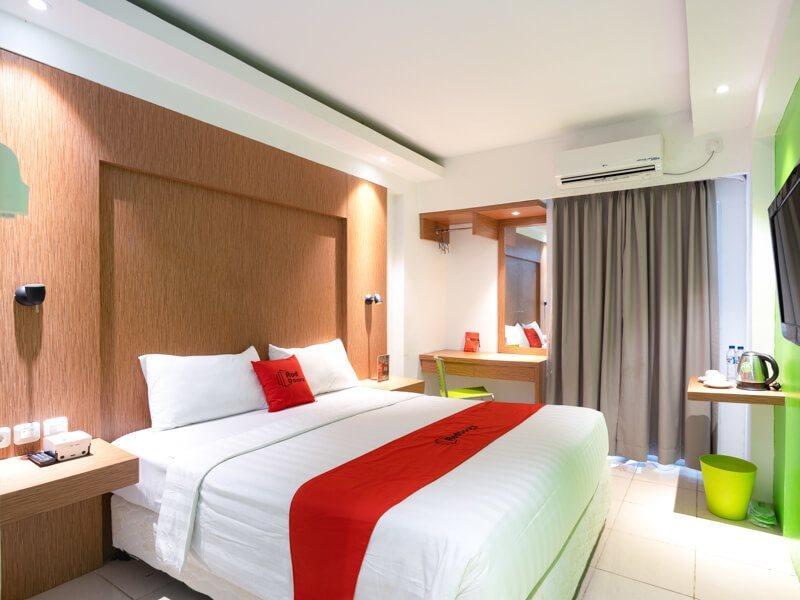 Reddoorz Apartment At Bogor Valley Exterior photo