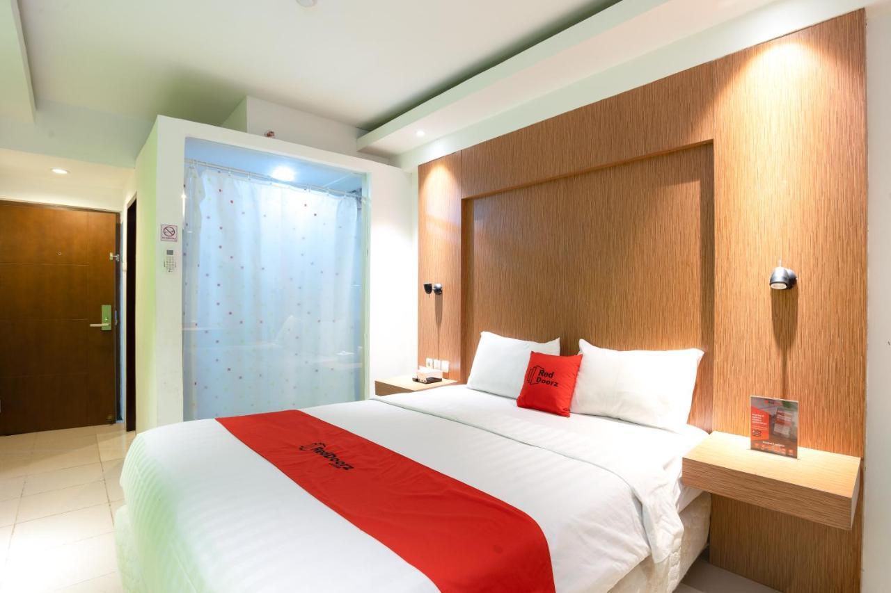 Reddoorz Apartment At Bogor Valley Exterior photo